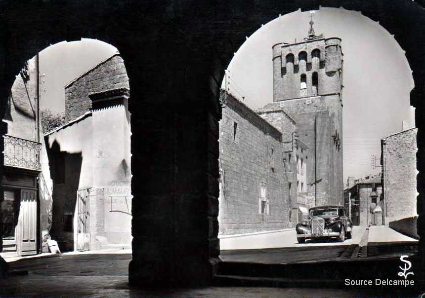 34 Agde La Cathedrale.jpg